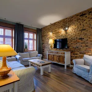 old-house-apartments-pozna.poznan-hotels.com/