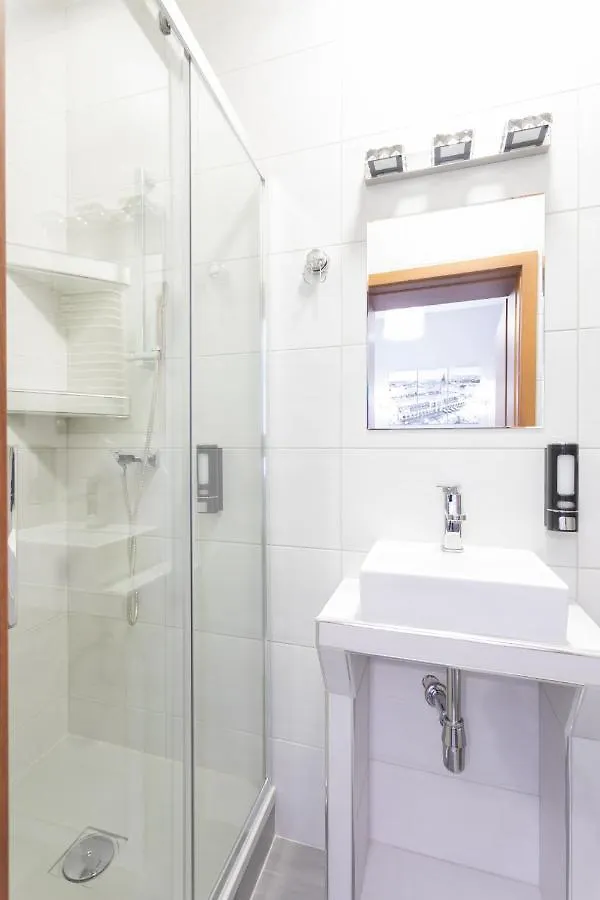 Aparthotel Dave Elegant Apartments Krakow Old Town Poland